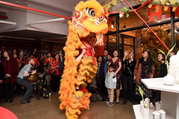 Lion dancers in Pearl River Mart Chelsea Market