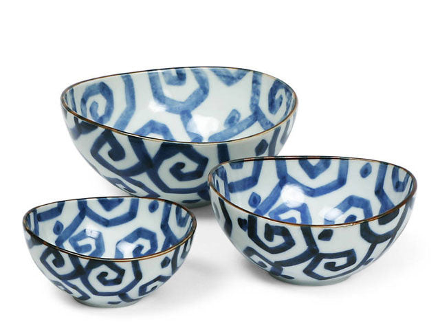 Uzu-Karakusa Nested Bowl Set